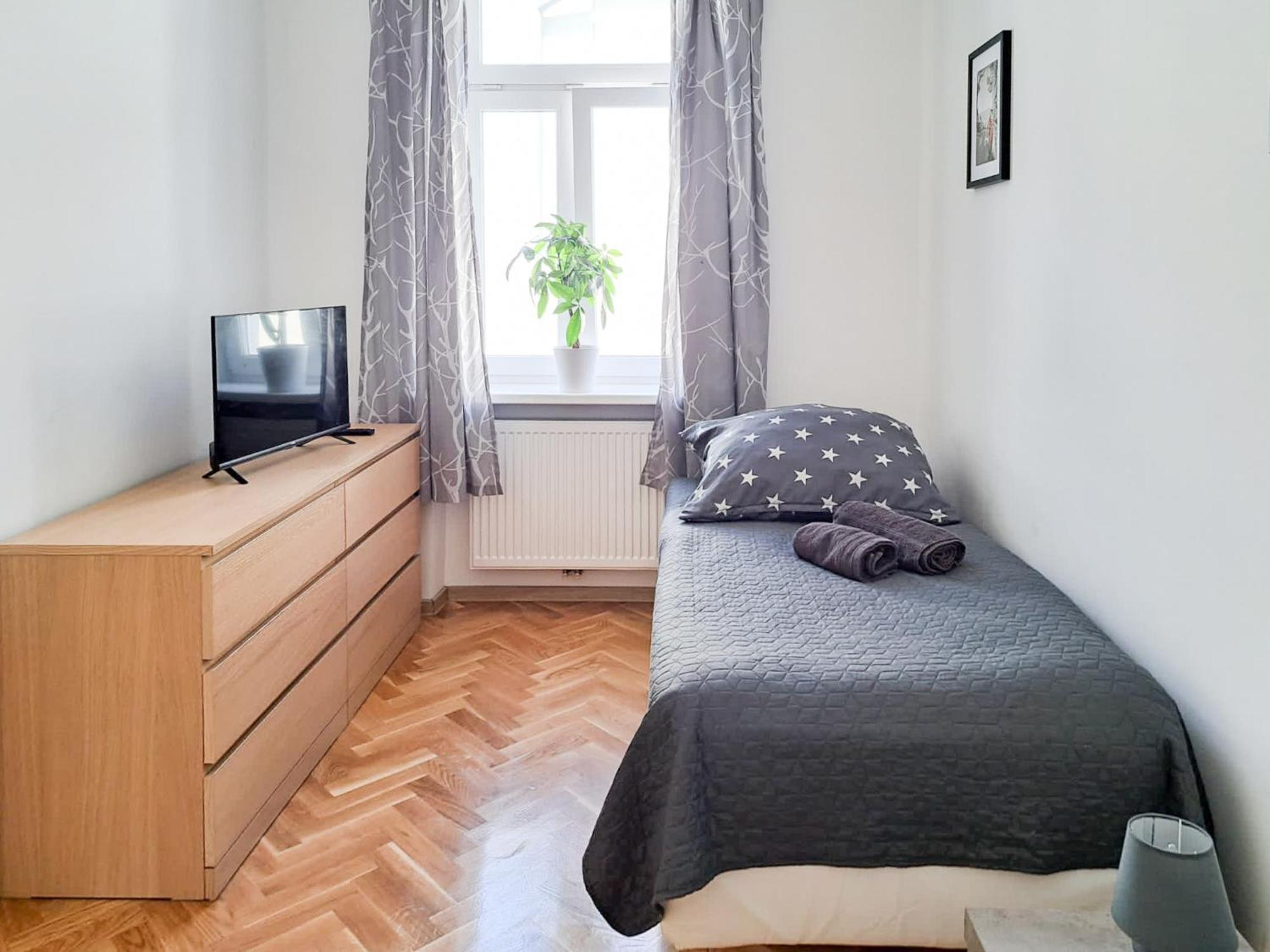 revLIVING Primus und Secundus Eggenburg - Garten - Netflix - Disney Plus - Nespresso Exterior foto
