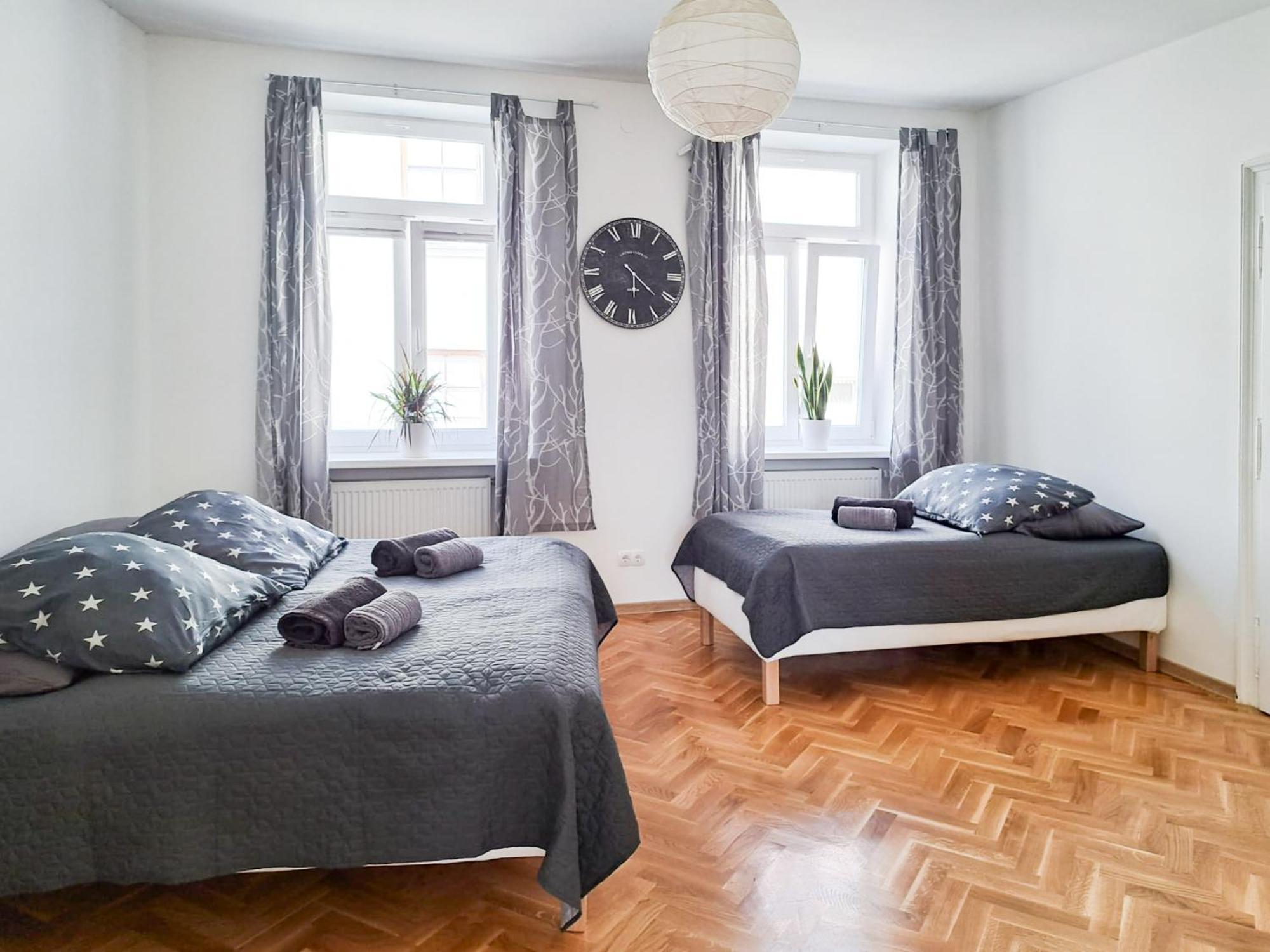 revLIVING Primus und Secundus Eggenburg - Garten - Netflix - Disney Plus - Nespresso Exterior foto